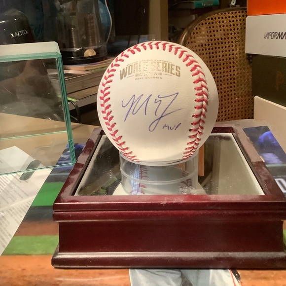 Baseball - Picture 1 of 6